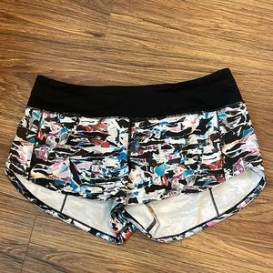 Lululemon Speed Up Shorts 2.5”